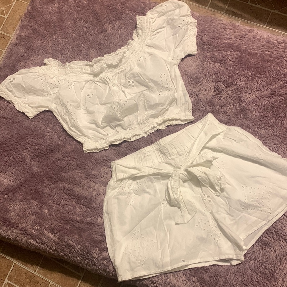 Crop top with short set
